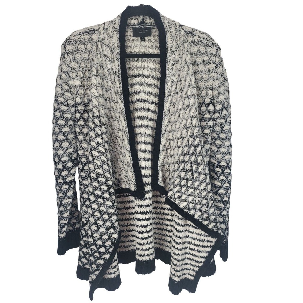 Romeo + Juliet Couture Cardigan Sweater M Womens‎ Long Sleeve White Black Open